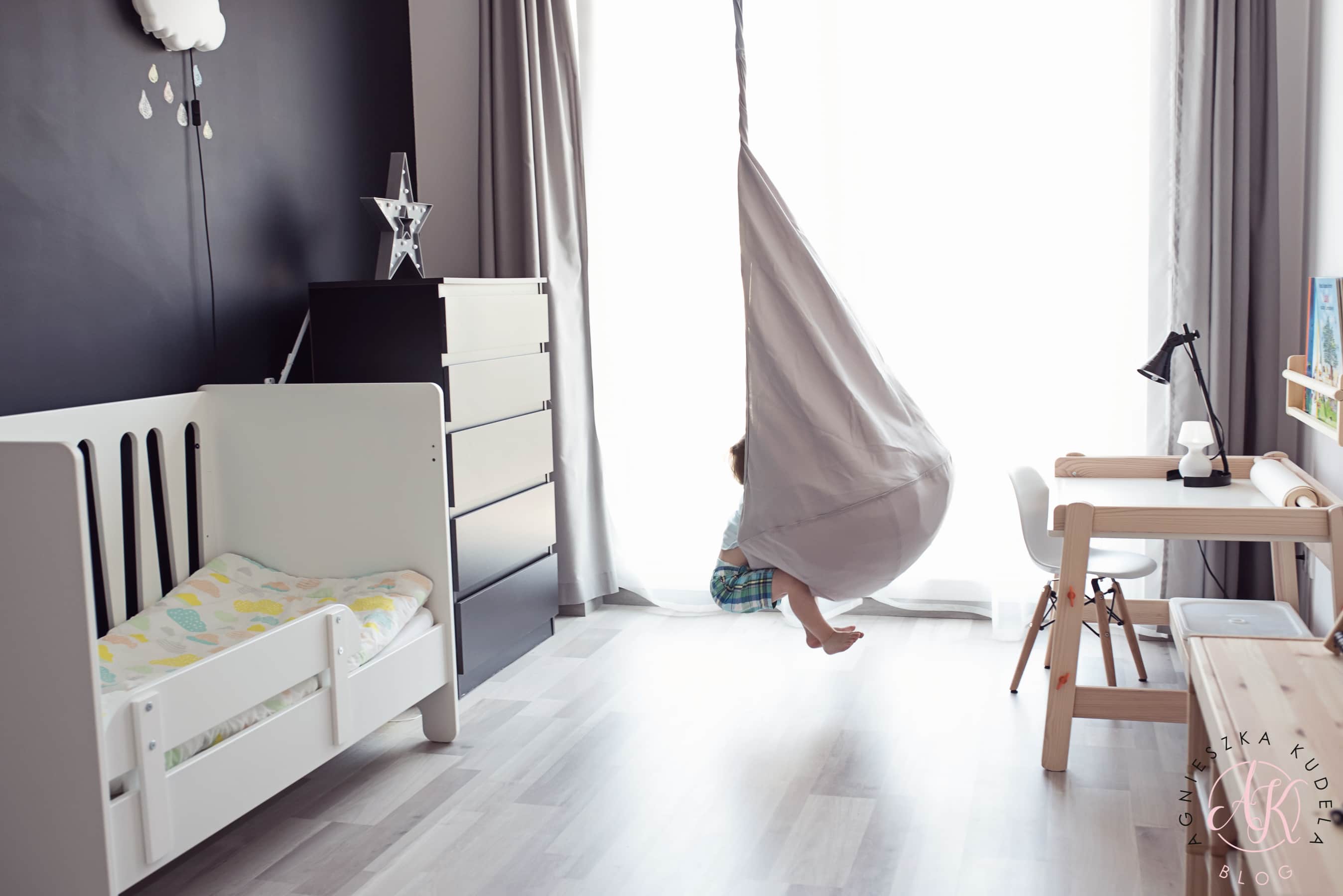 hanging chair for a child