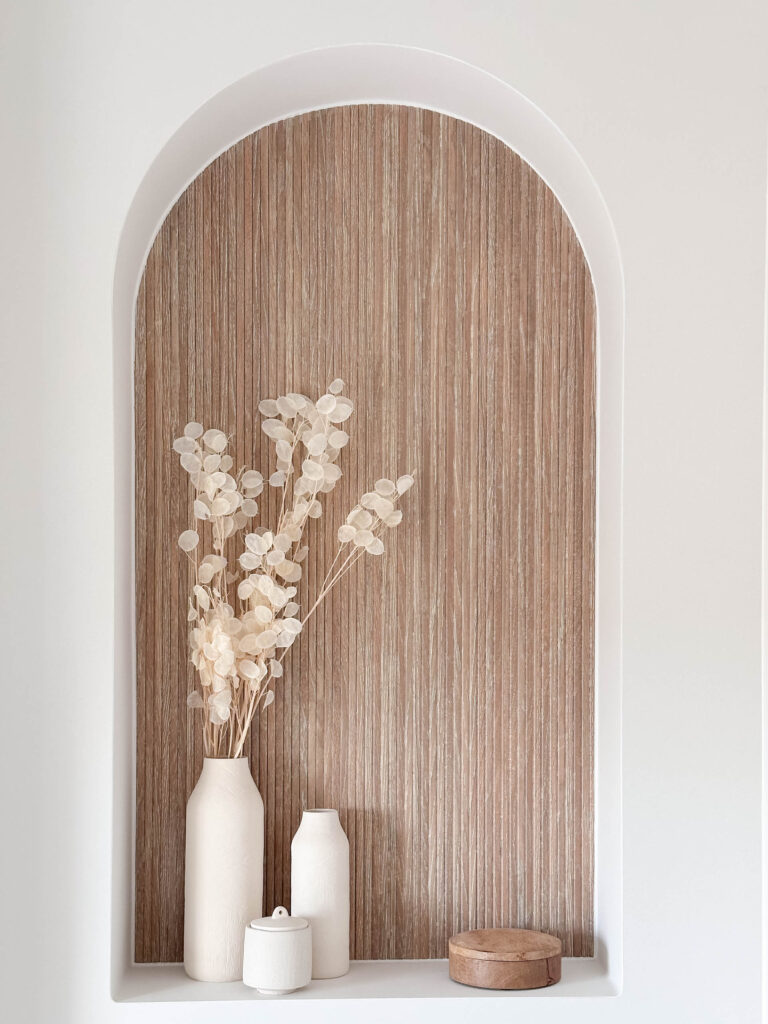 łukowa wnęka w łazience