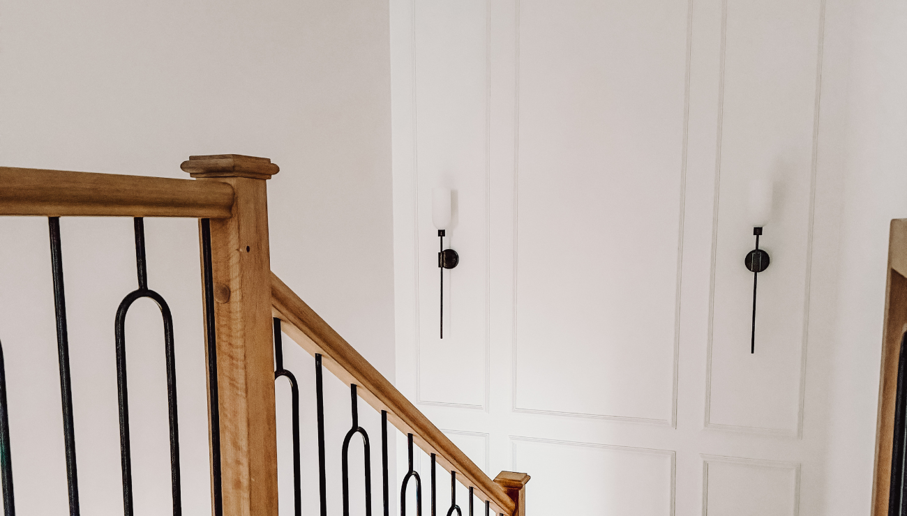 sztukateria na klatce schodowej